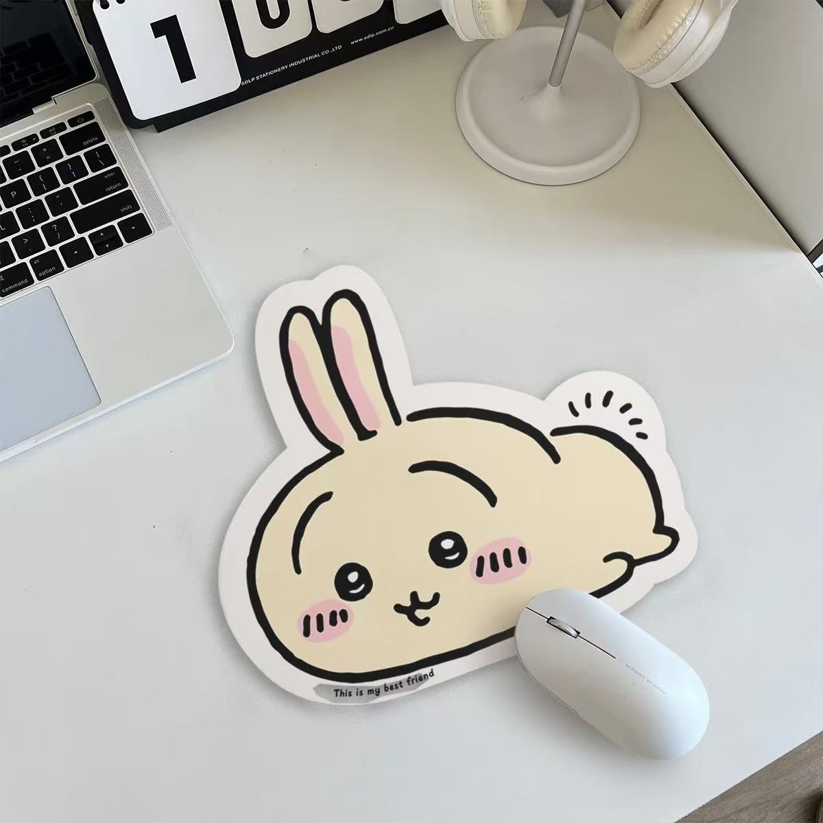 Chiikawa Cartoon Jiyi Usagi Ha - Leather Desk Pad ulasan dan harga